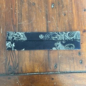 💙3/$12 Lululemon headband
